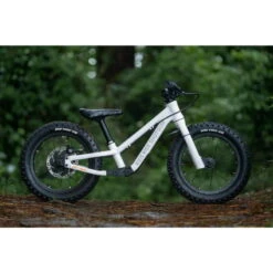 Shotgun Dirt Hero Magura Roue 14 '' - Blanc 9 Shotgun Dirt Hero Magura Roue 14 '' - Blanc -Camp - Vélo Kids Magasin dirt hero magura roue 14 blanc 2