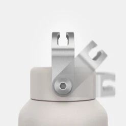 Quechua Gourde Inox 0,6L Avec Bouchon à Vis Pour La Randonnée - Blanc 14 Quechua Gourde Inox 0,6L Avec Bouchon à Vis Pour La Randonnée - Blanc -Camp - Vélo Kids Magasin gourde inox 06l avec bouchon a vis pour la randonnee blanc 4