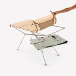 Quechua TABLE DE CAMPING COMPACTE 4/6 PERSONNES - PLATEAU BOIS - POCHE DE RANGEMENT 17 Quechua TABLE DE CAMPING COMPACTE 4/6 PERSONNES - PLATEAU BOIS - POCHE DE RANGEMENT -Camp - Vélo Kids Magasin table de camping compacte 46 personnes plateau bois poche de rangement 7